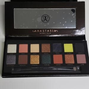 ABH Prism Eyeshadow Palette